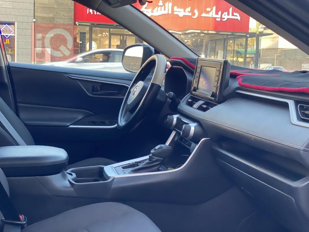 تويوتا راف 4